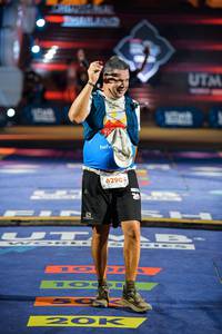 BIB: 6290
                            <button type="button" onclick="openModal(22757440)" class="btn btn-primary btn-sm float-right btn-popup" data-toggle="modal" data-target=".modal-high-quality">
                        <i class="fas fa-shopping-cart"></i> Add to Cart
                    </button>
                                            <button type="button" onclick="isThisMe(22757440, true)" class="btn btn-success btn-sm float-right btn-popup btn-isme hidden" data-toggle="tooltip" data-placement="bottom" title="นี่คือรูปของคุณใช่ไหม คลิกที่นี่เพื่อเอาเข้าอัลบั้ม">
                        <i class="fas fa-plus"></i> Add to album
                    </button>
                    <button type="button" onclick="isThisMe(22757440, false)" class="btn btn-warning btn-sm float-right btn-popup btn-isnotme hidden">
                        <i class="fas fa-ban"></i> Remove from album
                    </button>